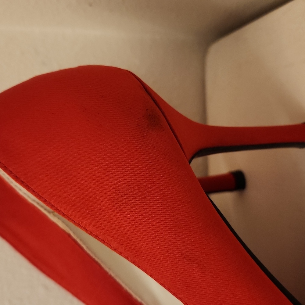 ♤ Summer Rio Bright Red Heels - Picture 4 of 11